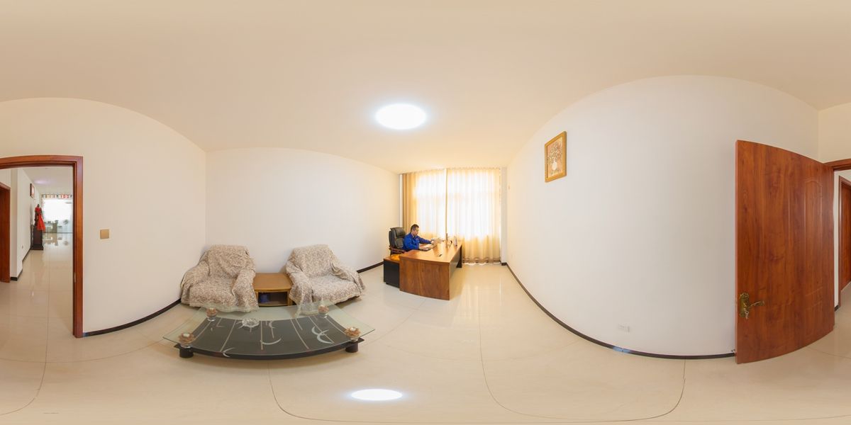 外貿經(jīng)理室